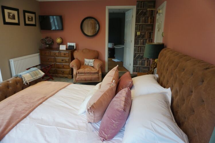 The Swale Room Image 2